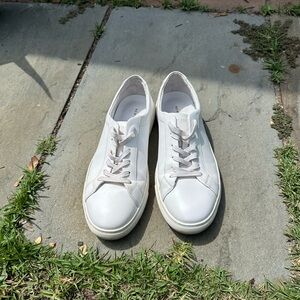 Classic White Men's Sneakers